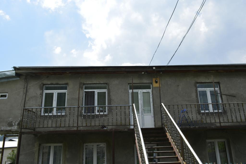 Zaza'S House Hotel Казбеги Екстериор снимка
